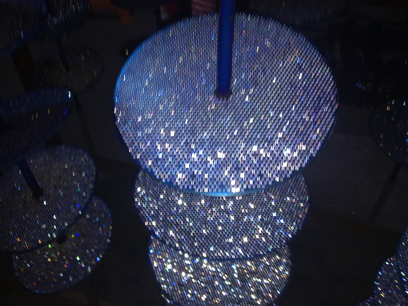 PVD Vacuum Coating Attaches Gorgeous Metallic Film on Glass, Widely Applied for Decorative Glass, Drink Glass And Home Ornamental Glass Production