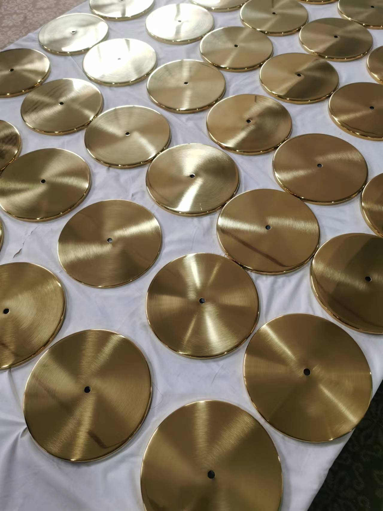 Stainless Steel Artware Artwork PVD Vacuum Metallizing Coating Machine For Jewelry/Furniture