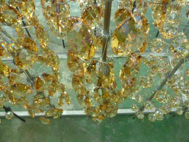 Crystal Glass Chandelier Pendants with PVD Coating High Transparency And Sparkling Refraction