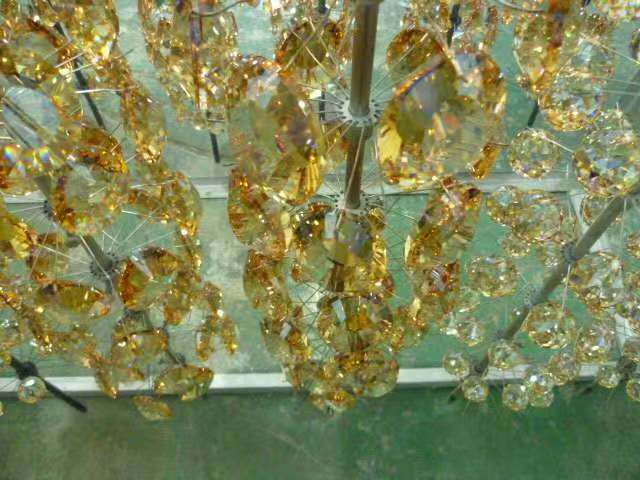 Crystal Glass Chandelier Pendants with PVD Coating High Transparency And Sparkling Refraction