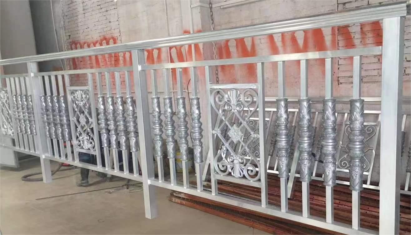 Stainless Steel Spoons/Forks Silver Chrome PVD Deposition System Vacuum Sputtering Plating Machine