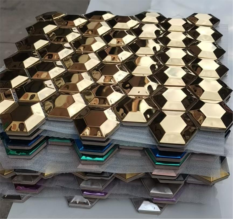 Vacuum Metallizing PVD Equipment For Plastic Decor Crafts, Rich Metallic Hues And Fine Surface Reduction For Ornament Pieces