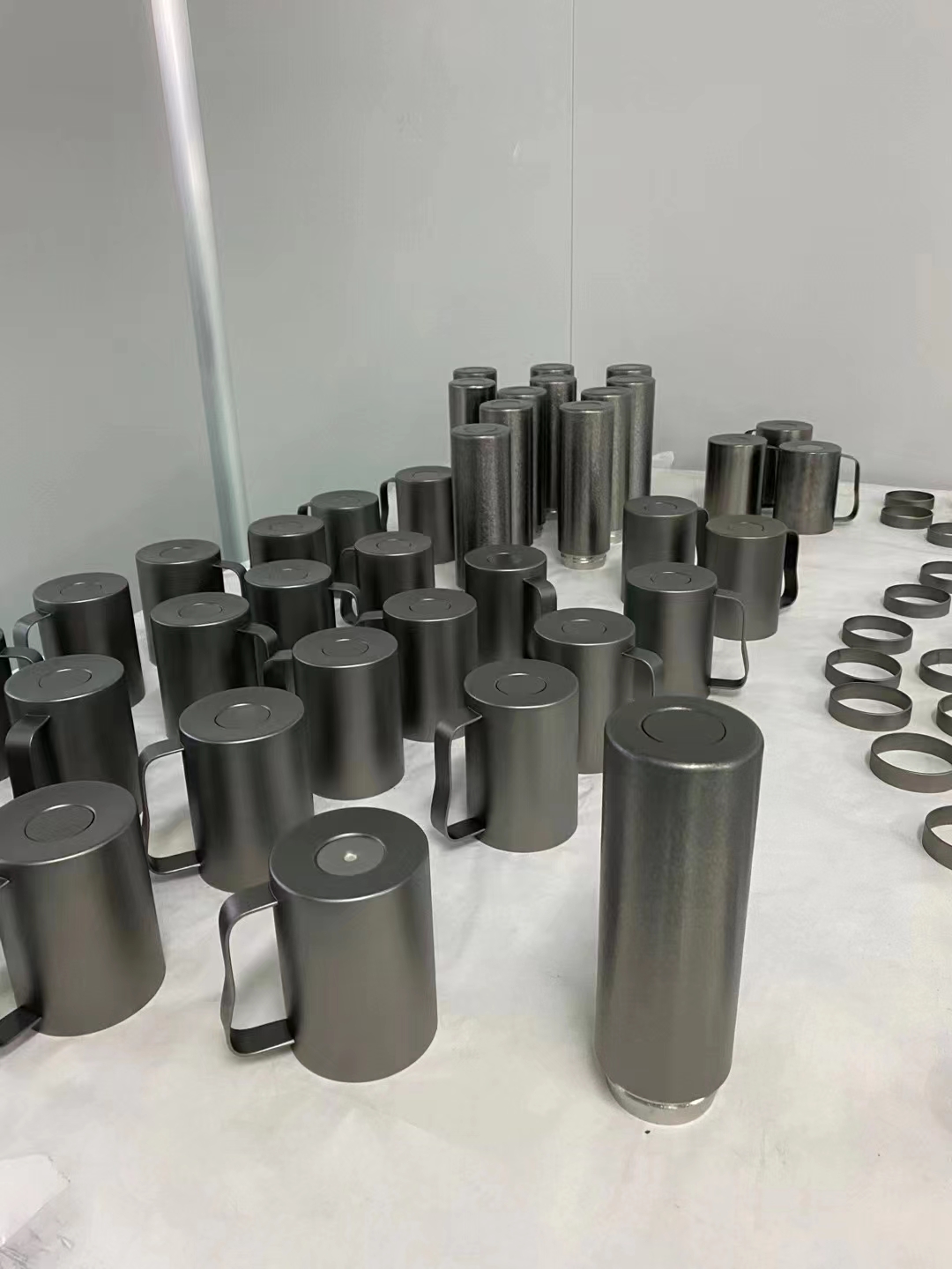 Vertical Loading Stainless Steel Furniture PVD Titanium Machine