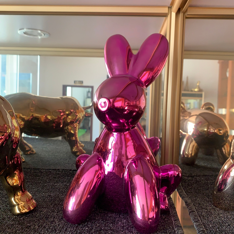 Gift Craft PVD Coating Machine, Luxury Metallic Finish And Custom Vacuum Chamber For Souvenirs