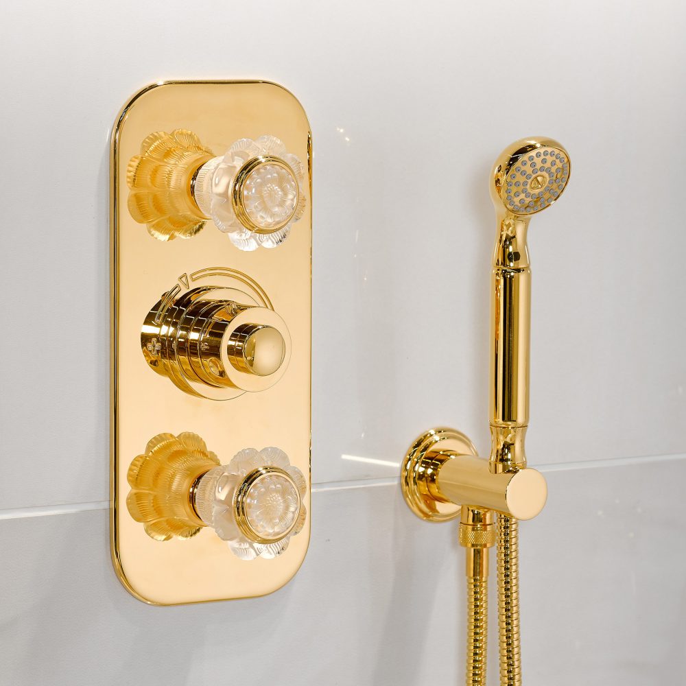west-one-bathrooms-dahlia-a41-5400b-f01-shower-1000x1000