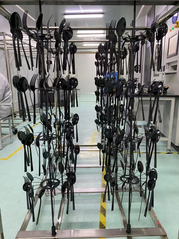 Bright Metallic Gloss Stainless Steel Hardware Accessory Multi-Arc Ion Coating Machine for Gold