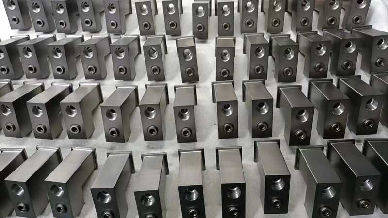 High-gloss Silver PVD Vacuum Coating With Pure Color And Premium Mirror Finish
